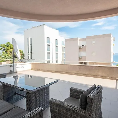 Apartment Luxury Sea View